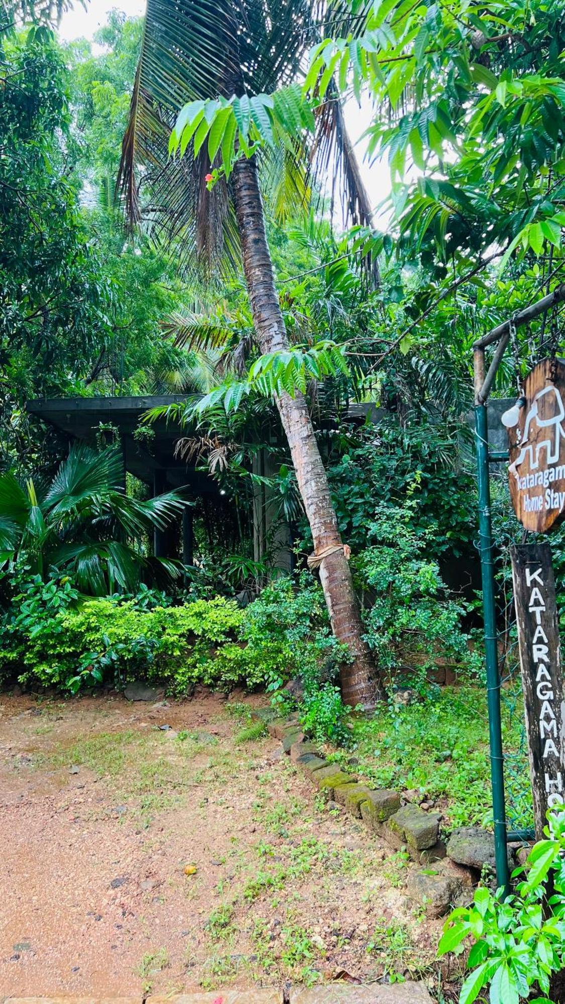 Kataragama Homestay 외부 사진